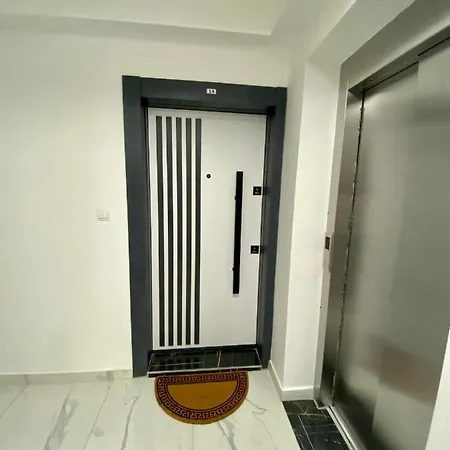 Tamara Lux Vrnjačka Banja